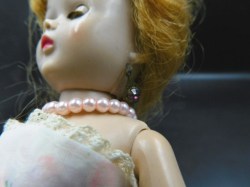 jill pink neck